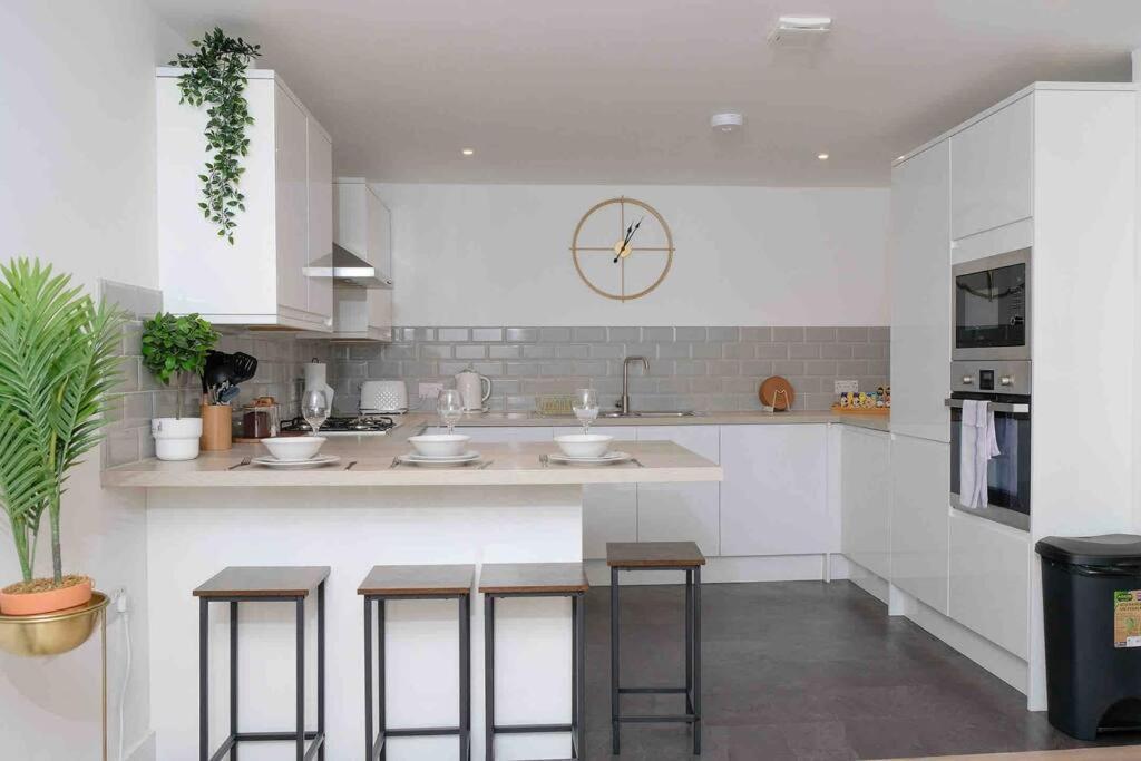 Garden Of Eden 1 Bedroom Flat In Fishponds Bristol Eksteriør billede